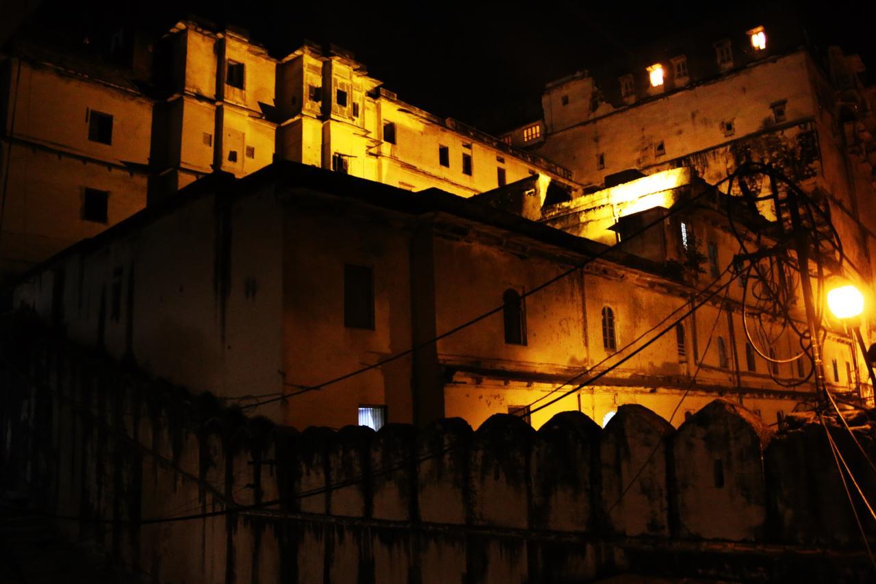 Gypsy Child Lake Hostel Udaipur Exterior photo