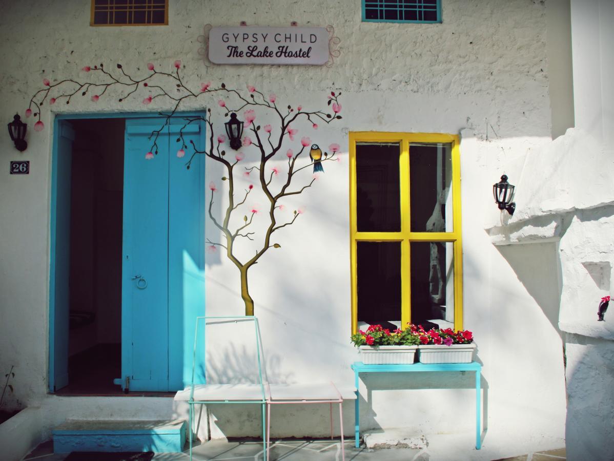Gypsy Child Lake Hostel Udaipur Exterior photo