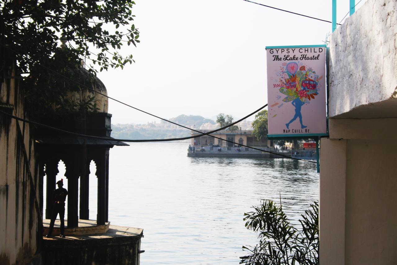 Gypsy Child Lake Hostel Udaipur Exterior photo